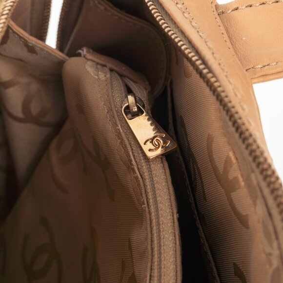 Chanel Wild Stitch Sand CC Quilted Leather Tote - Picture 12 of 14